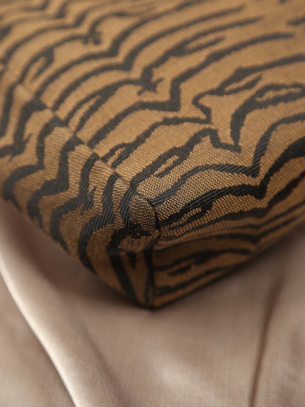 Extremely rare Fendi Bag - Picture 9 of 13